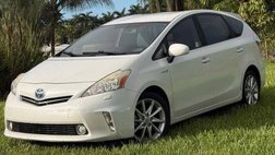 2014 Toyota Prius v Five