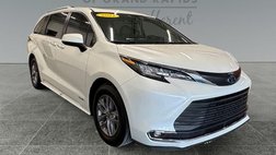 2021 Toyota Sienna XLE