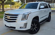 2017 Cadillac Escalade Luxury