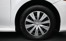 2022 Toyota Camry Hybrid LE