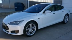 2015 Tesla Model S 70D