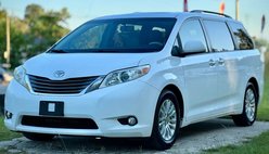 2013 Toyota Sienna XLE