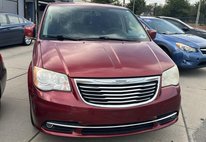 2014 Chrysler Town and Country Touring
