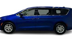 2021 Chrysler Voyager LX