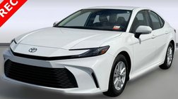 2025 Toyota Camry LE FWD