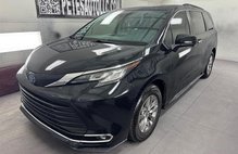 2021 Toyota Sienna XLE 8-Passenger