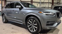 2017 Volvo XC90 T6 Momentum