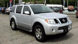 2010 Nissan Pathfinder LE 4WD