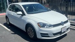 2015 Volkswagen Golf TSI  Launch Edition FWD