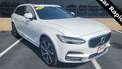 2018 Volvo V90 Cross Country T6