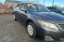 2010 Toyota Camry 4dr Sdn I4 Auto LE (Natl)