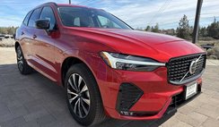 2025 Volvo XC60 B5 Core Dark Theme