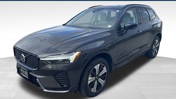 2025 Volvo XC60 T8 Core Dark Theme