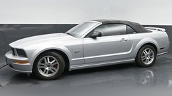 2005 Ford Mustang GT Premium