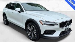 2024 Volvo V60 Cross Country B5 Plus