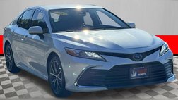 2023 Toyota Camry Hybrid XLE