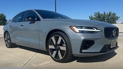 2024 Volvo S60 Recharge T8 Ultimate Dark Theme