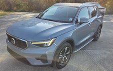 2023 Volvo XC40 B5 Core