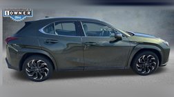 2025 Lexus UX 300h Premium
