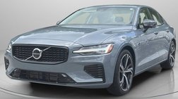 2023 Volvo S60 Recharge T8 Plus Dark Theme