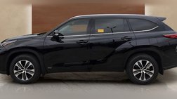 2022 Toyota Highlander Hybrid XLE