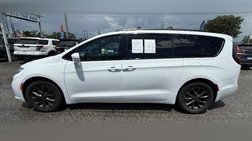 2021 Chrysler Pacifica Touring