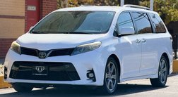2019 Toyota Sienna SE 8-Passenger