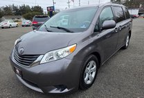 2011 Toyota Sienna LE 8-Passenger