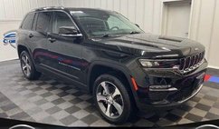 2023 Jeep Grand Cherokee Base