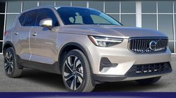 2023 Volvo XC40 B5 Plus Bright Theme