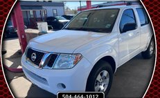 2012 Nissan Pathfinder LE