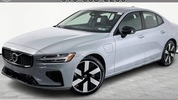 2024 Volvo S60 Recharge T8 Ultimate Dark Theme