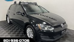 2017 Volkswagen Golf TSI S