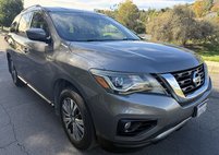 2018 Nissan Pathfinder SV
