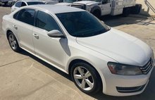 2012 Volkswagen Passat SE PZEV