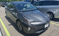 2016 Toyota Prius Three Touring