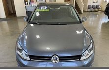 2016 Volkswagen Golf TSI S