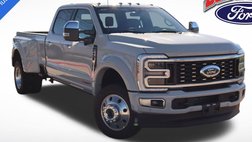 2025 Ford F-450 Super Duty Platinum