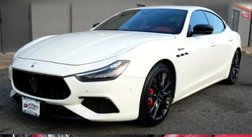 2022 Maserati Ghibli Modena Q4