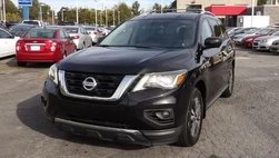 2017 Nissan Pathfinder SL