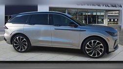 2024 Lincoln Nautilus Black Label