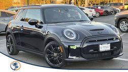 2023 MINI Hardtop Cooper SE