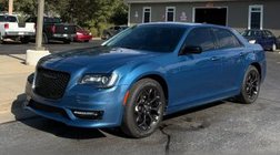 2020 Chrysler 300 Touring L