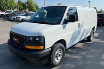 2025 GMC Savana 2500