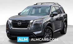 2024 Nissan Pathfinder SV