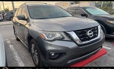 2020 Nissan Pathfinder SL
