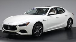 2022 Maserati Ghibli Modena Q4