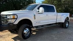 2017 Ford Super Duty F-350 Lariat