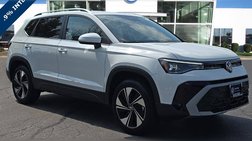 2025 Volkswagen Taos SE 4Motion