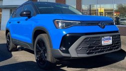 2025 Volkswagen Taos SE Black 4Motion